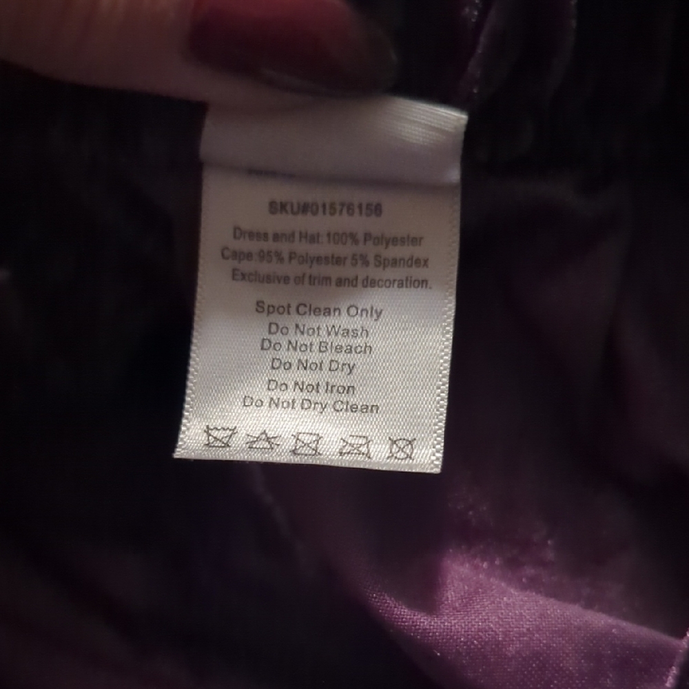 SPIRIT Plus Purple Velvet Cape with Moon & Stars - Picture 7 of 7